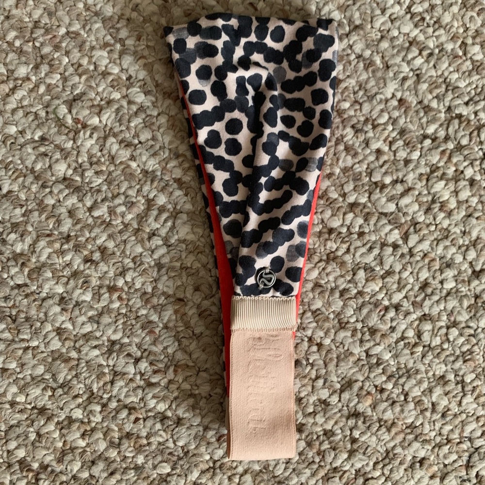 Lululemon Fringe Fighter Headband!